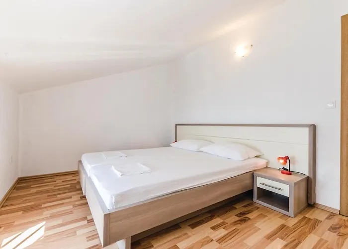 1 Bedroom Awesome In