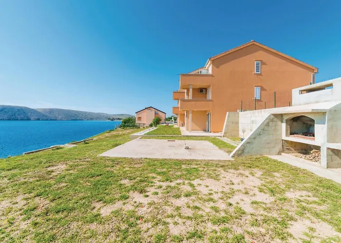 1 Bedroom Awesome In Vlašići