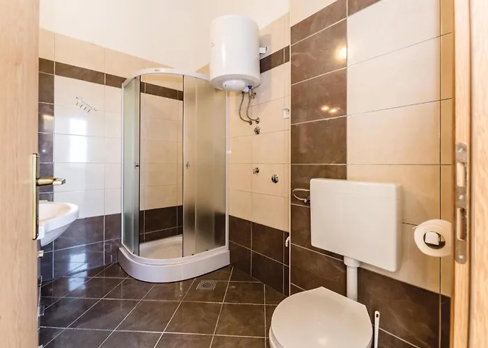 アパート 1 Bedroom Awesome In
