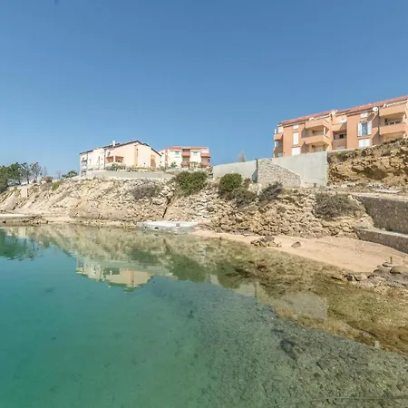 1 Bedroom Awesome In